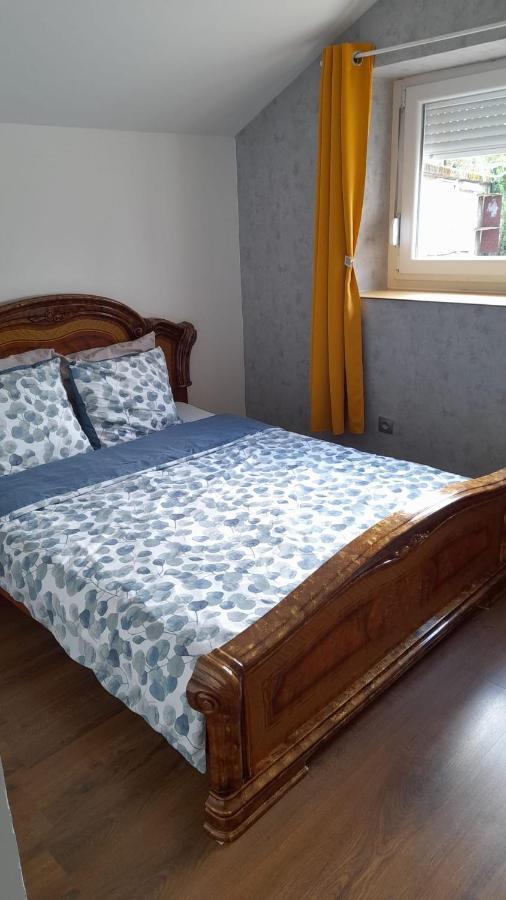 Studio Privee Vesoul -Wifi,Tv,Clim,Parking Gratuit Exteriör bild